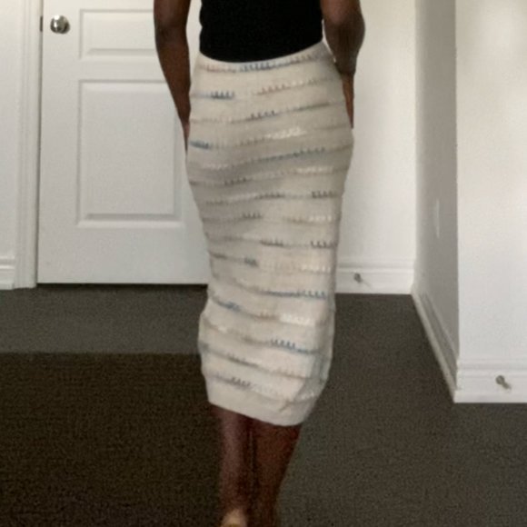 Beige Knitted Midi Skirt - Picture 2 of 3